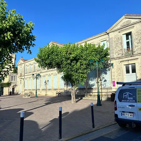 De Charme Avec Cour Interieure Centre De Apartment Lunel-Viel